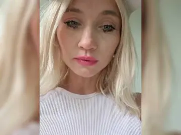Bongacams Private Sex Chat of AlinaLoves