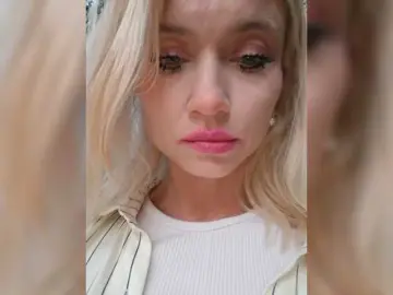 Bongacams Live Sex Cam of AlinaLoves