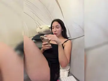 Bongacams Private Sex Chat of MiLaHHa