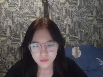 Bongacams Live Porn of MyrleHenggeler