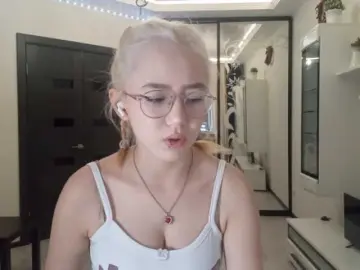 Bongacams Best Webcam of MyrleHenggeler