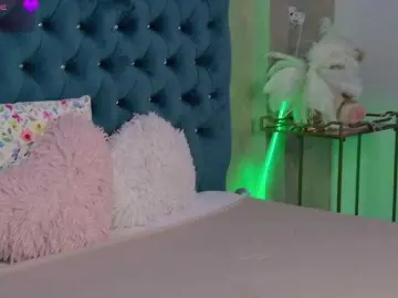 Bongacams Free Porn Cam of AlinaFoxx