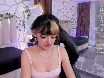 Bongacams Private Sex Chat of Cloee-tay1