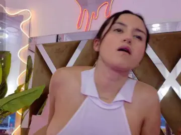 Bongacams Live Sex Cam of DULCEPEARL-TAY