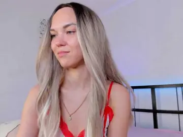 Bongacams Live Sex Cam of FloraAmbers