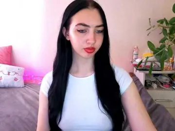Bongacams Free Porn Cam of WildKittenX