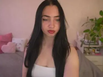 Bongacams Free Porn Cam of WildKittenX