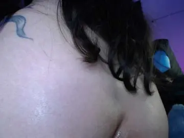 Bongacams Free Live Porn of LiLuciana