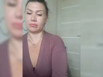 Bongacams Watch Live Sex Cams of RoxySexy