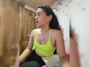 Bongacams Free Porn Cam of KAROLKAT