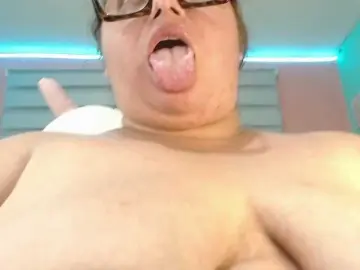 Bongacams Sex Cam of lexxy-bbw