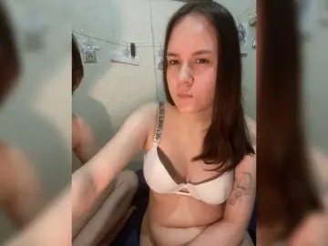 Bongacams Adult Video Chat of murmurmeow666