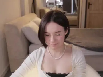 Bongacams Free Live Porn of -FemaleEssence-