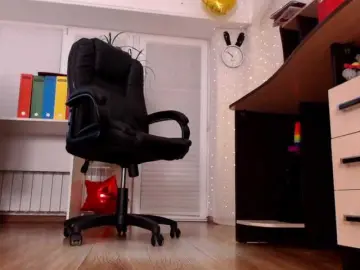 Bongacams Free Live Porn of Carrie1337