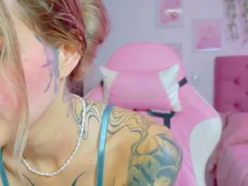 Bongacams Free Porn Cam of TaylorKnapp