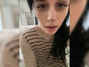 Bongacams Best Webcam of emog1rl