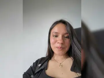 Bongacams Adult Webcam of Charlotte-1