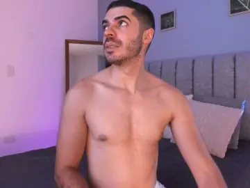 Bongacams Live Sex Cam of AxelandLara
