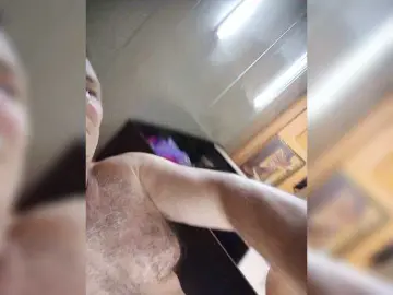 Bongacams Watch Live Sex Cams of Parocska2