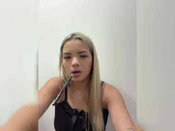 Bongacams Live Sex Cam of Aisha-engel