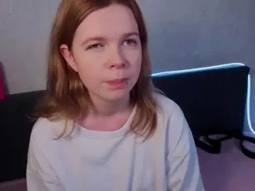 Bongacams Live Sex Cam of AliseKitt