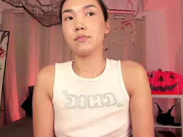 Bongacams Free Porn Cam of Divine-Madness