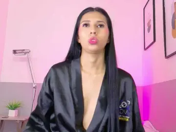 Bongacams Free Porn Cam of skinnyprinces
