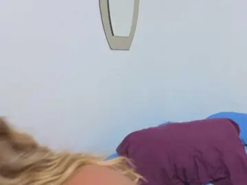 Bongacams Sex Cam of IsabellaAcosta