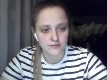 Bongacams Live Sex Cam of LeaSweet