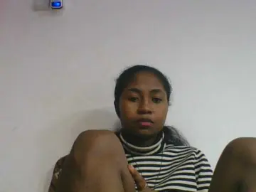 Bongacams Nude Webcam of Marinah1a
