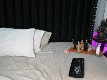 Bongacams Live Porn of petitelittleebony