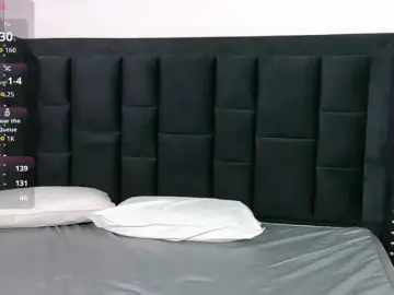 Bongacams Live Sex Cam of petitelittleebony