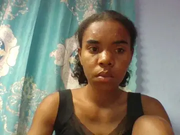 Bongacams Live Sex Cam of Emelie1a