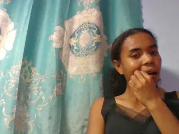 Bongacams Private Sex Chat of Emelie1a