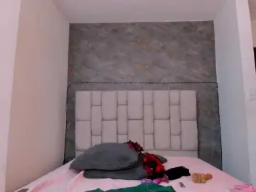 Bongacams Watch Live Sex Cams of lilyrosee1