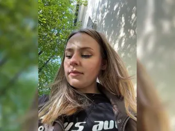 Bongacams Nude Webcam of elegantbabe