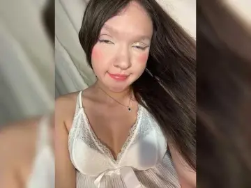 Bongacams Sex Chat of Cute-Lolly