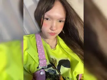 Bongacams Live Sex of Cute-Lolly