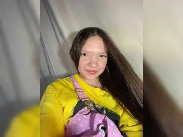 Bongacams Free Live Porn of Cute-Lolly
