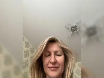 Bongacams Nude Webcam of LagoonJoy
