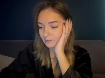 Bongacams Free Porn Cam of RoxyHorny