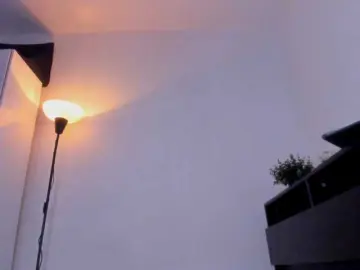 Bongacams Watch Live Sex Cams of MIA-MORALEZ