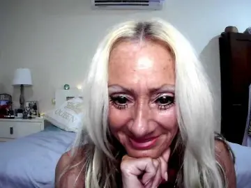 Bongacams Live Sex Cam of thesiennadiamond