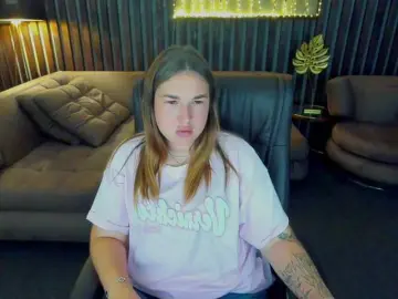 Bongacams Private Sex Chat of SofiiDarling