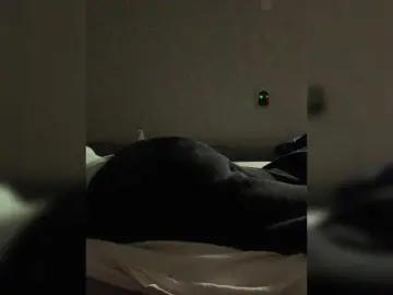 Bongacams Sex Cam of kisssssesmee