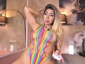 Bongacams Private Sex Chat of LucyyRosse