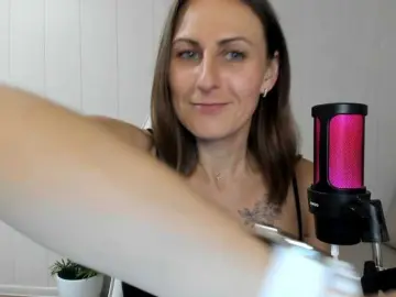 Bongacams Private Sex Chat of Kiza9
