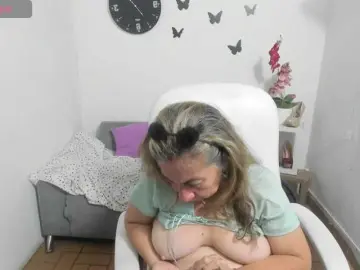 Bongacams Live Sex of Evil-neighbor
