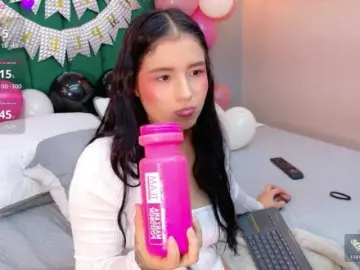 Bongacams Sex Cam of AshleyEvans21