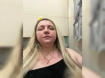 Bongacams Best live sex cam show of KiraMalina